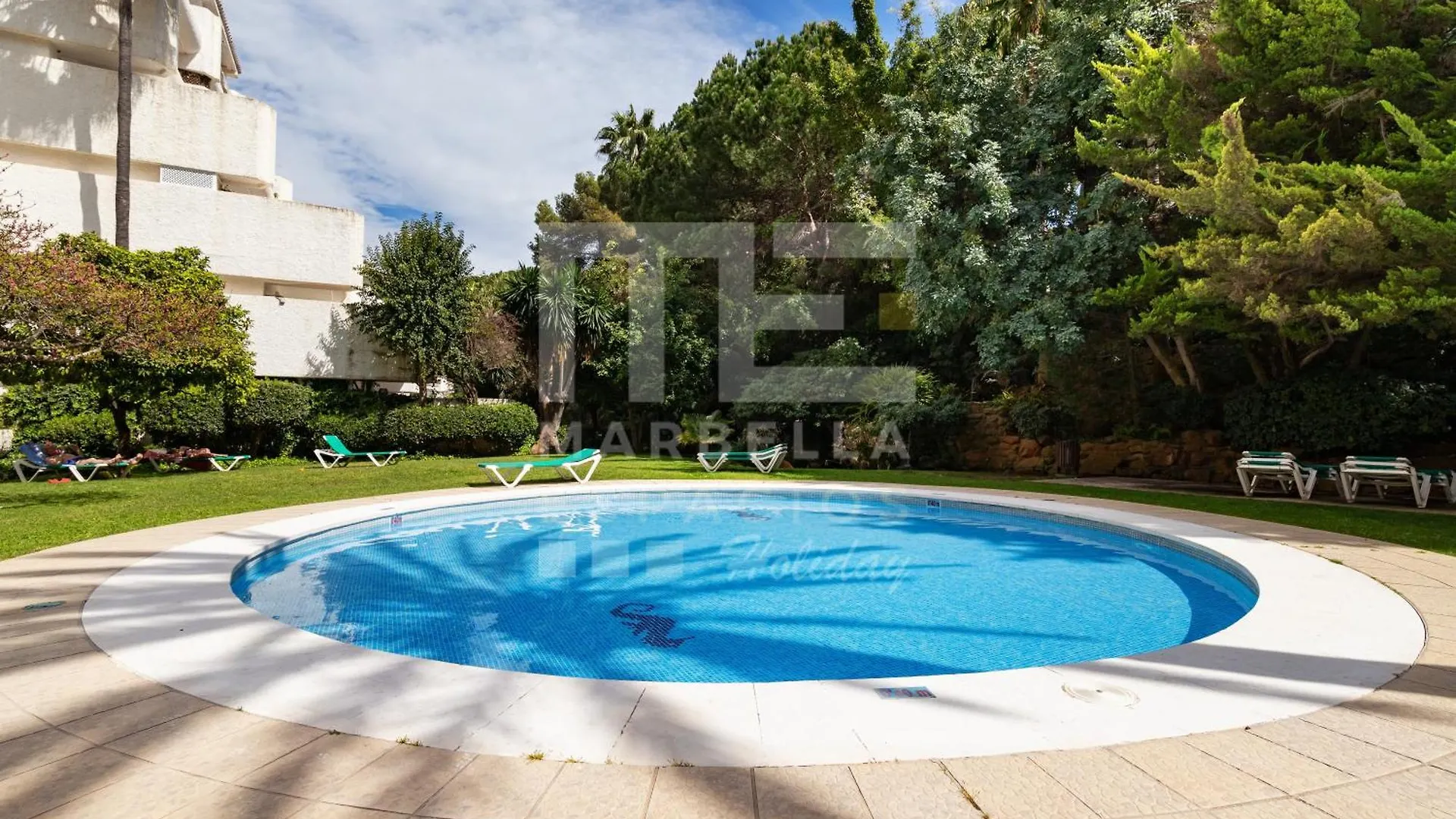 Beachside Oasis 951 Marbella 0*,