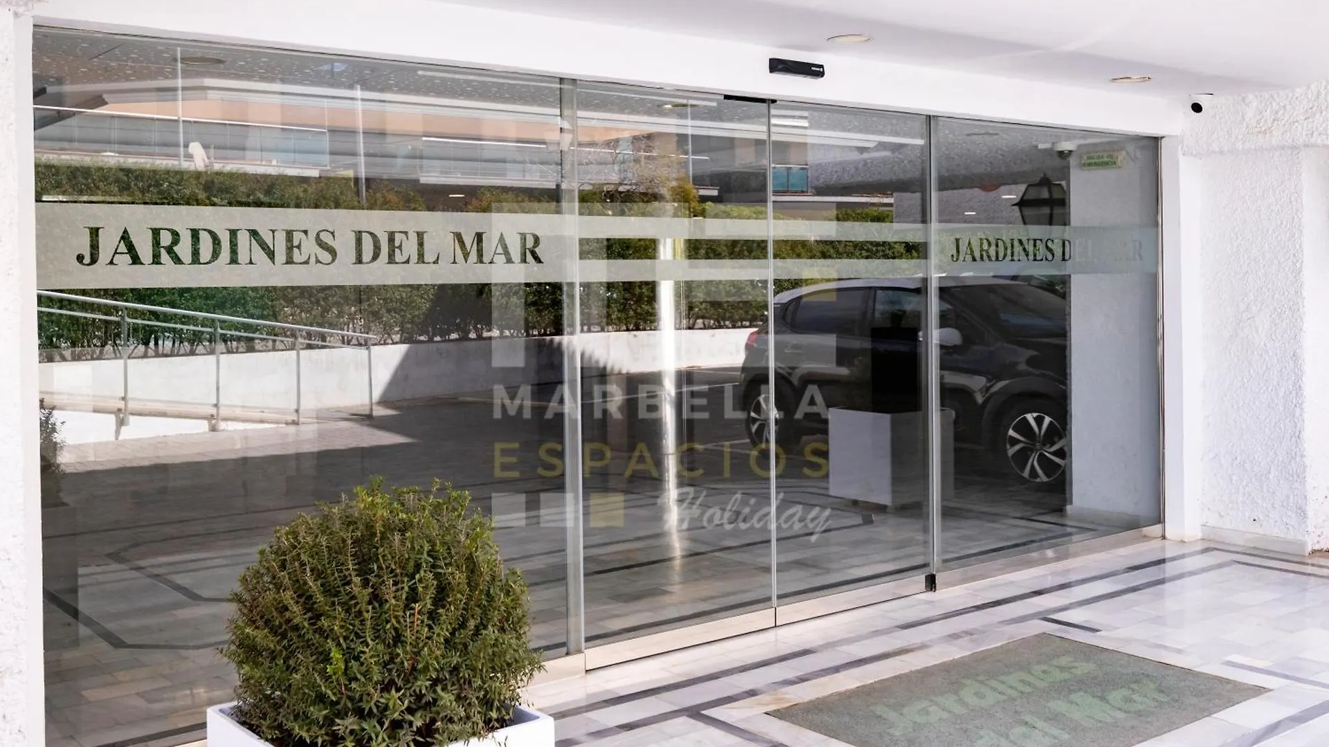 Beachside Oasis 951 Marbella