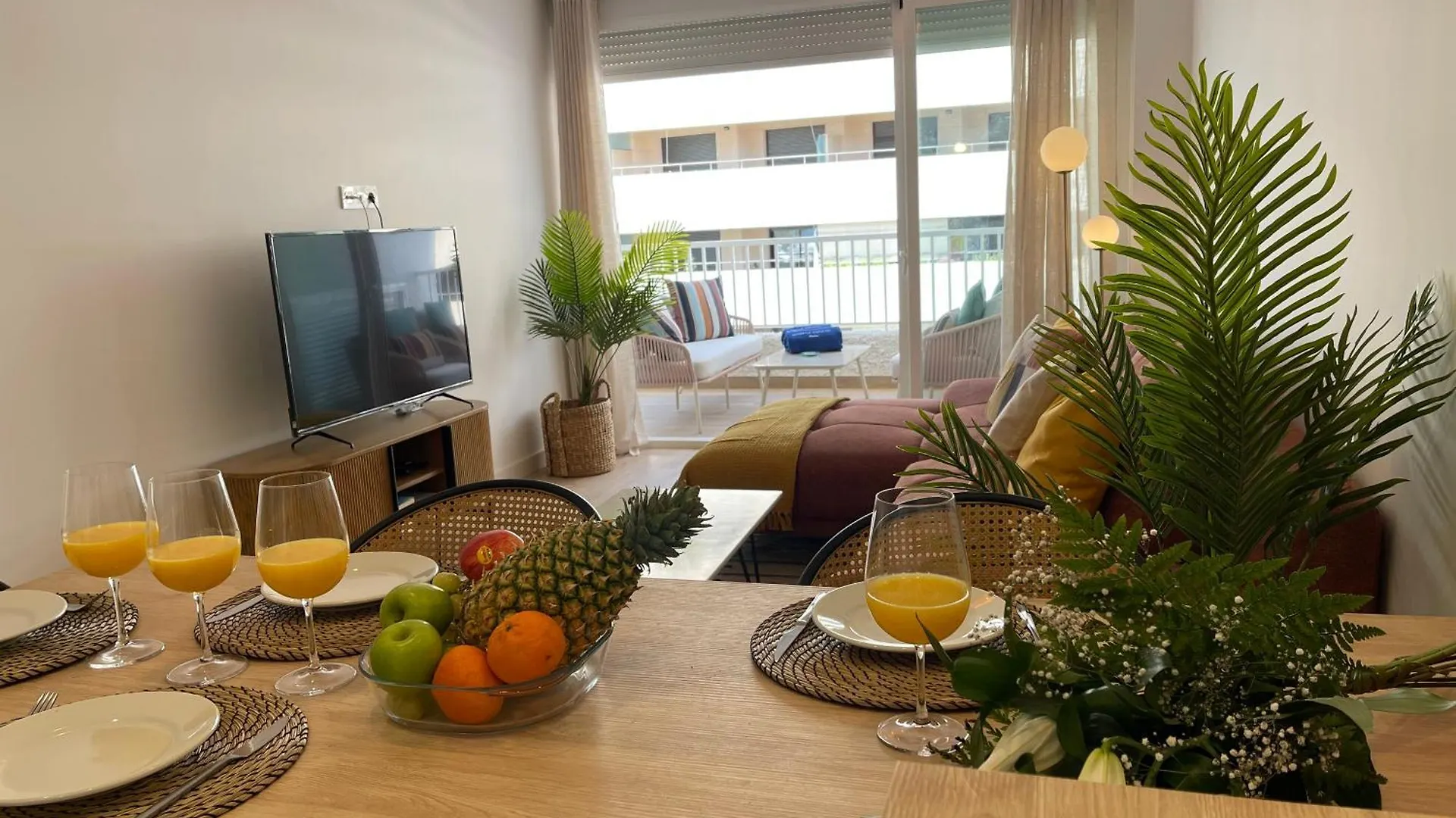 Beachside Oasis 951 Marbella 0*,  Spain